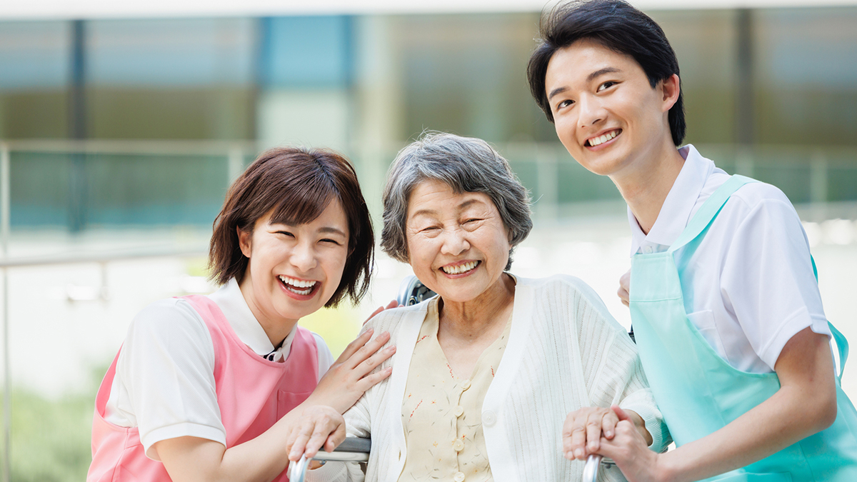 クリエイティブラボ|業界別の求人原稿表現~介護職の採用編~